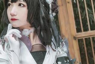 无圣光里的许多鱼鱼鱼——美图小妖精洛天依竟如此撩人？