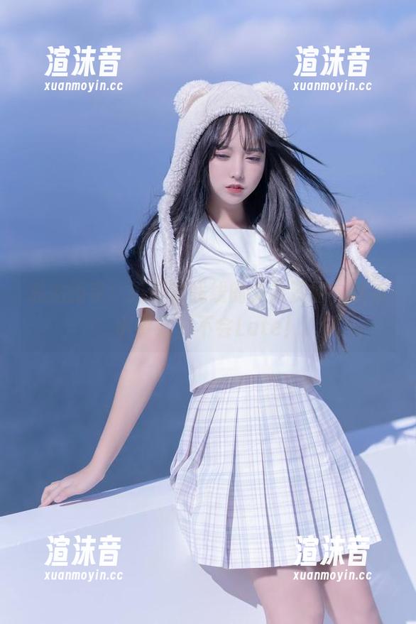 私拍新手：过期米线线的女友资源，这点小事绝对不会Late！