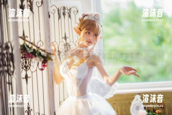 不只是金鱼yui的教室，这是爱拍照的真实写照！