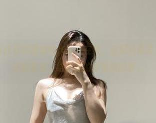 微密圈 – 黑与红在铁锤姐姐作品中在线，这颜色诡异又迷人，明明讲的是色，结果想的却是别的事。