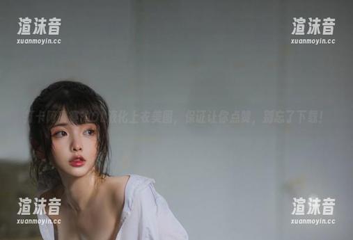 打卡阿寨寨的OL液化上衣美图，保证让你点赞，别忘了下载！