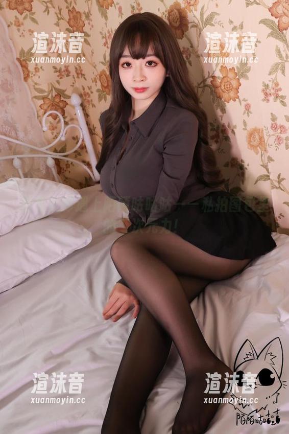当兔女郎遇上陌陌咕咕咕——私拍图包里的二次元力！