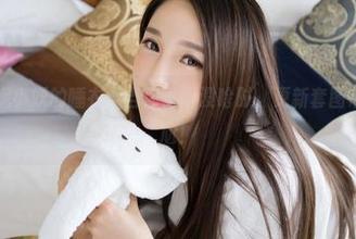 青豆客 – 妮小妖的睡衣：当你觉得没啥时，更新套图帮你打破尴尬！